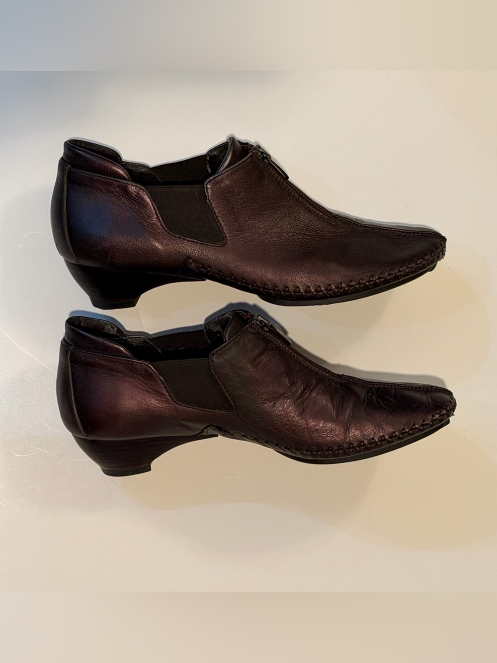 Donald J Pliner Brown Leather Zip Slip On Witchy Dark Academia Minimalist - Picture 6 of 15